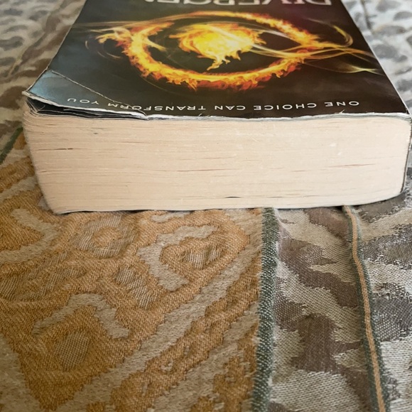 📣$5 Holla…Bundle 4+more $5 hollas and I’ll add $5.95 shipping before checkout. - Picture 5 of 9